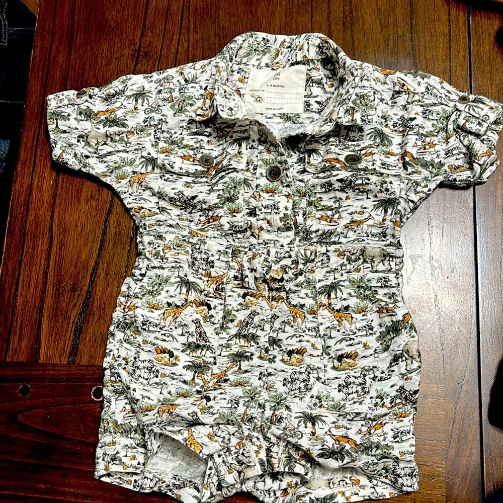 Banana Republic baby safari romper